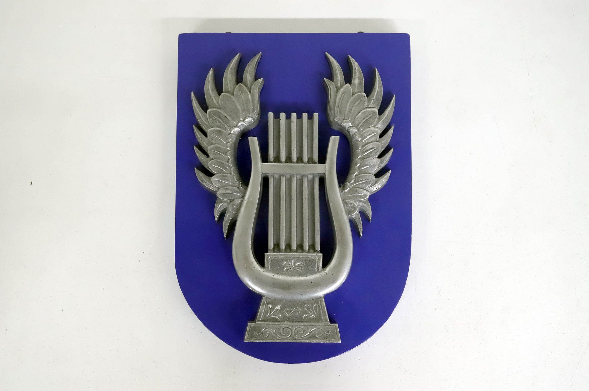 Image 1/7