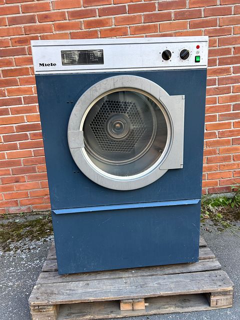 Image 1/3