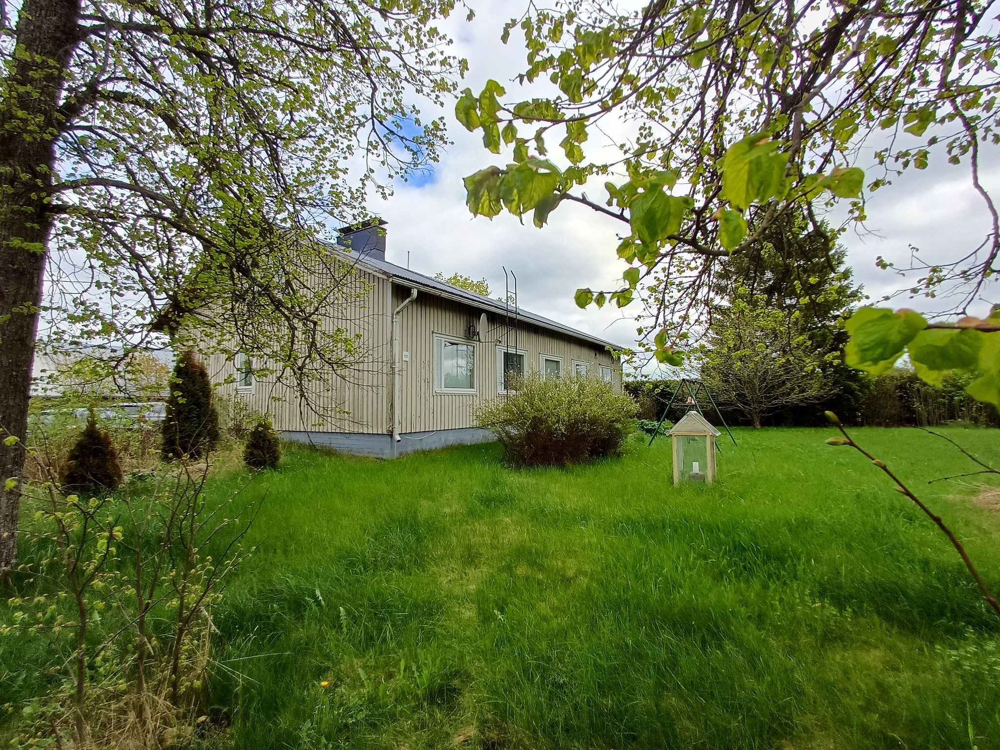 Image 4/28