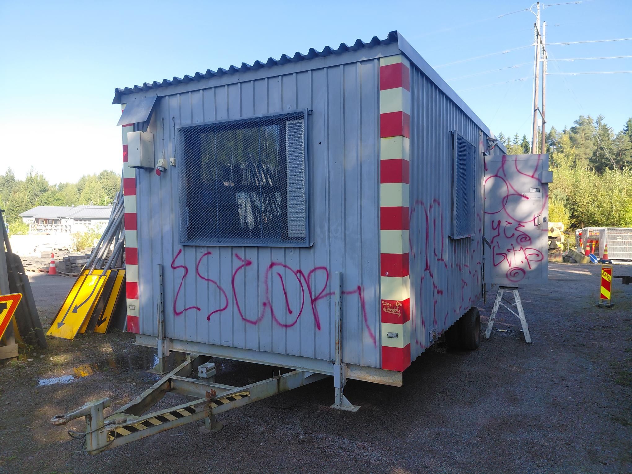 Image 1/12