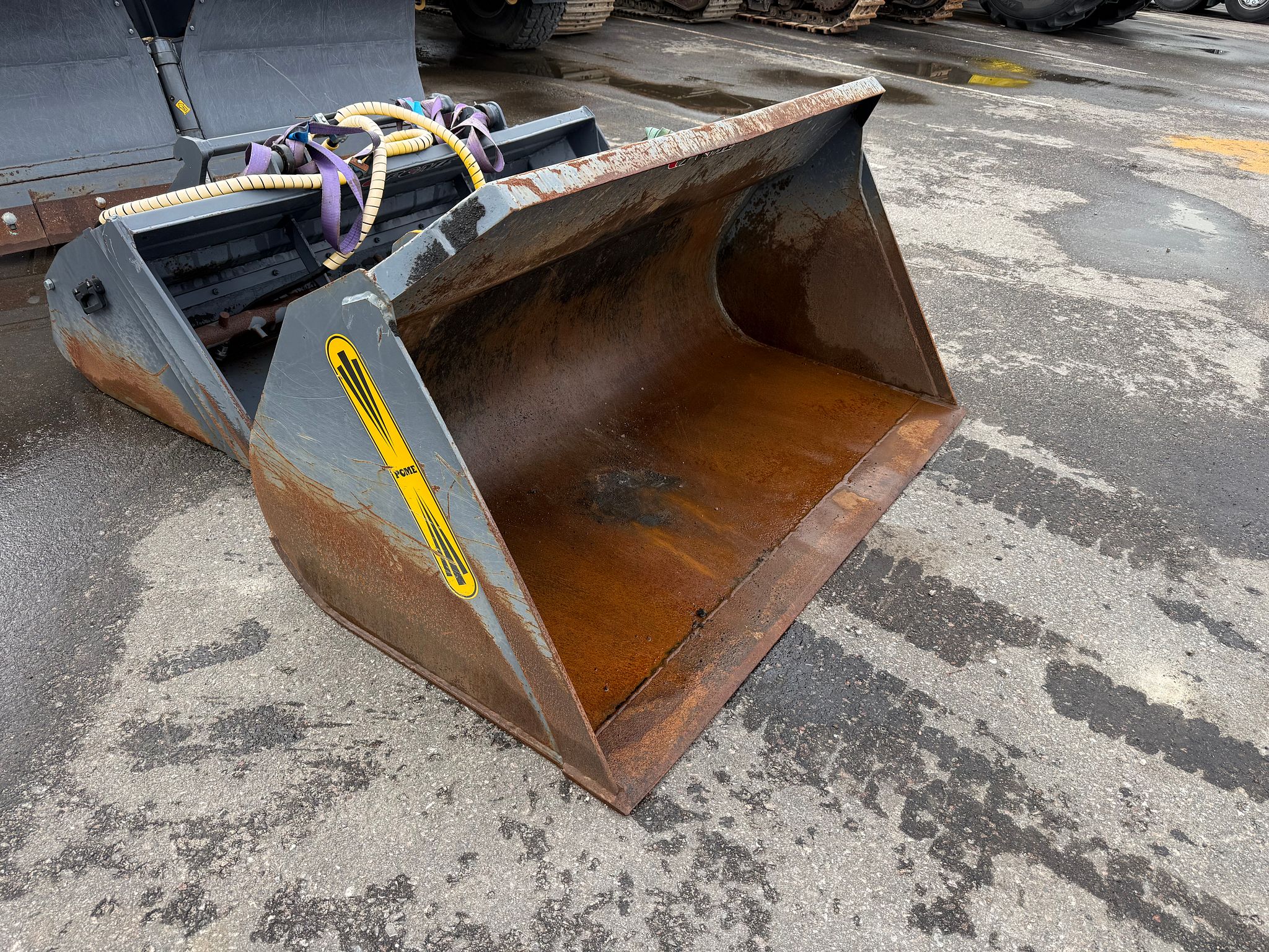 Image 6/7