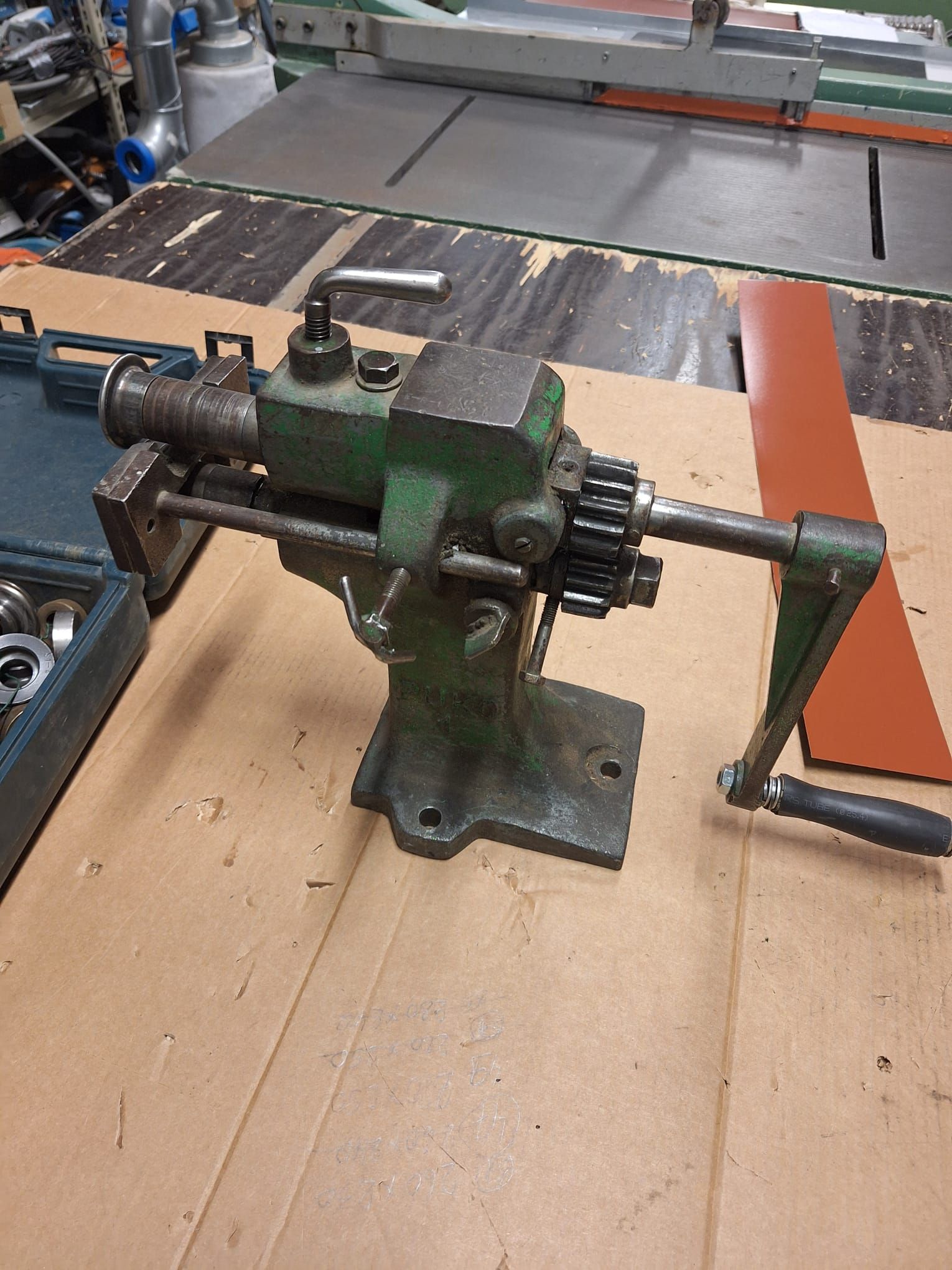 Image 1/2
