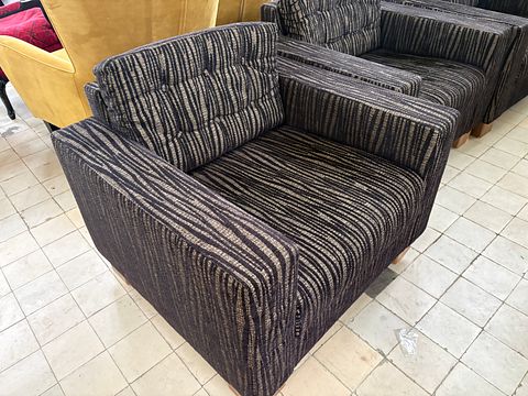 Image 5/8
