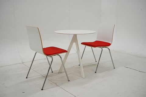 Image 1/8