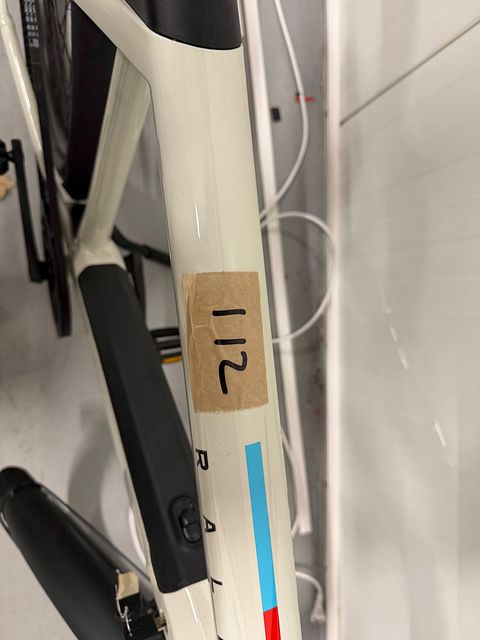 Image 14/18