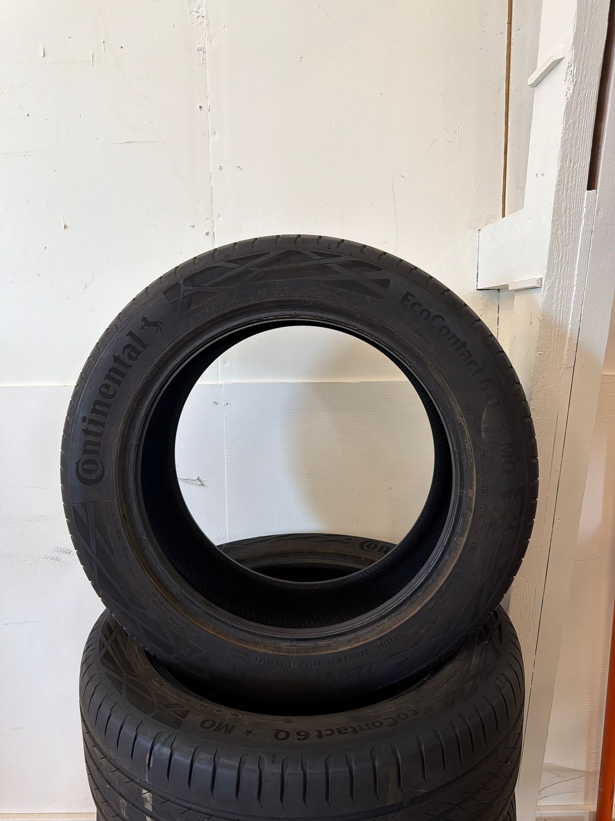 Image 2/3