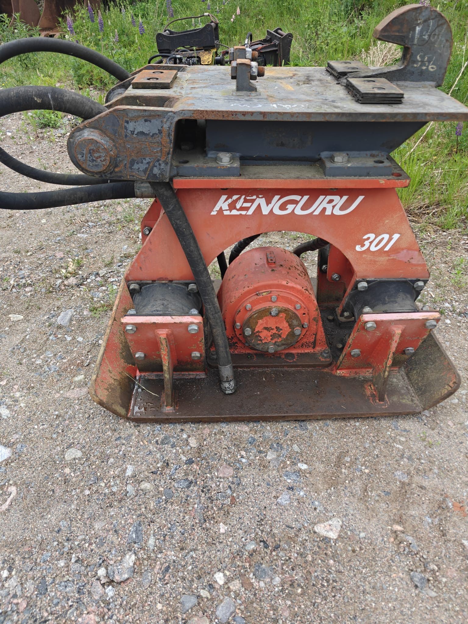 Image 6/6
