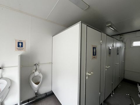 Image 5/13