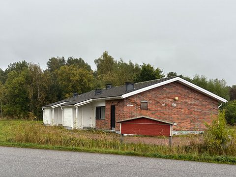 Image 3/56