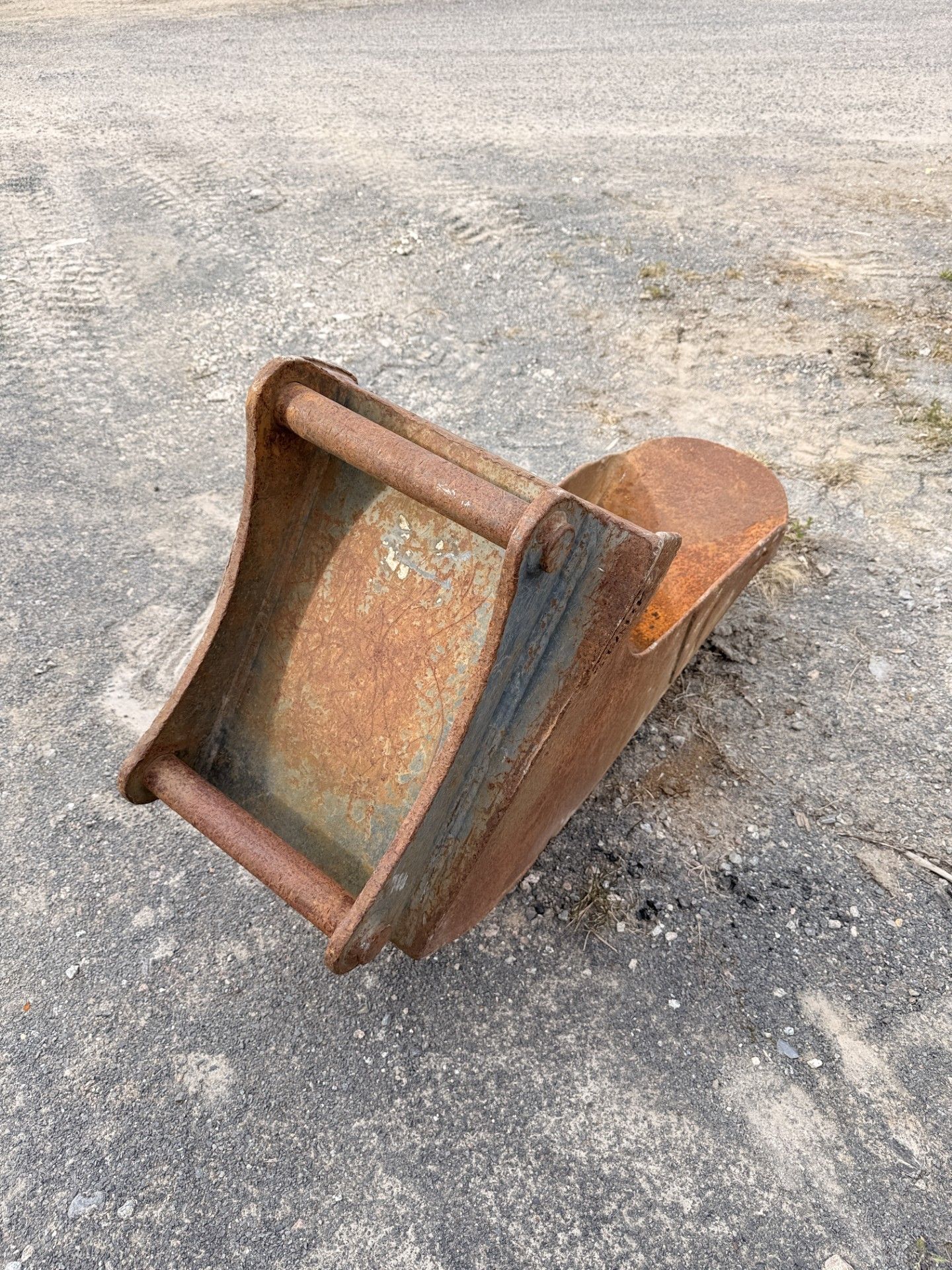 Image 1/3