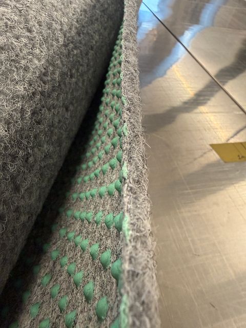 Image 2/5