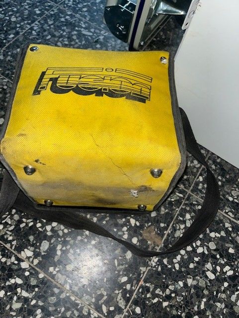 Image 2/2