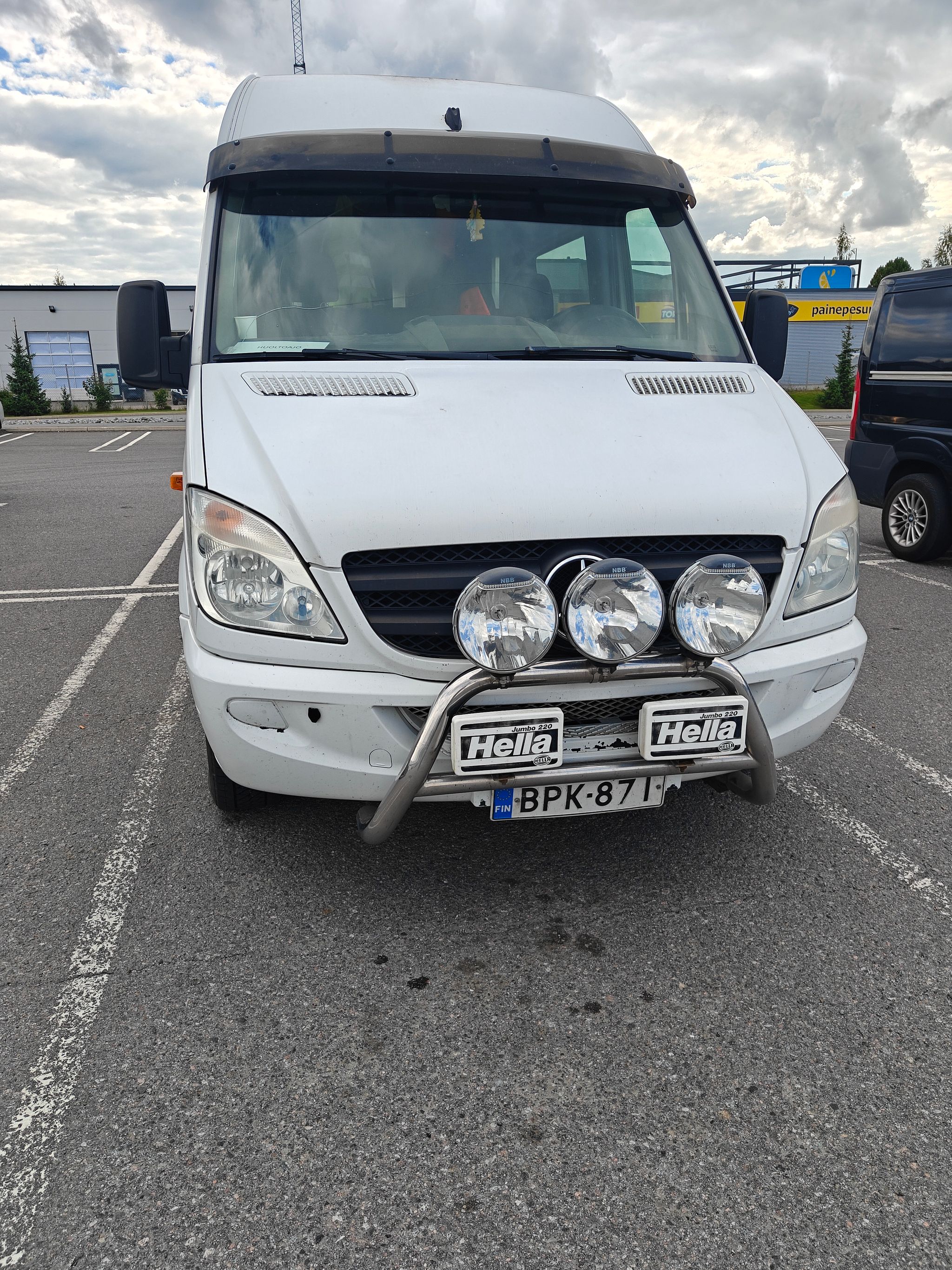 Image 1/15