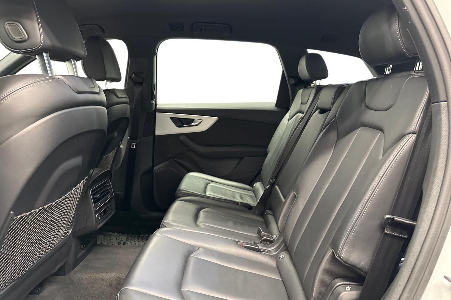 Image 8/36