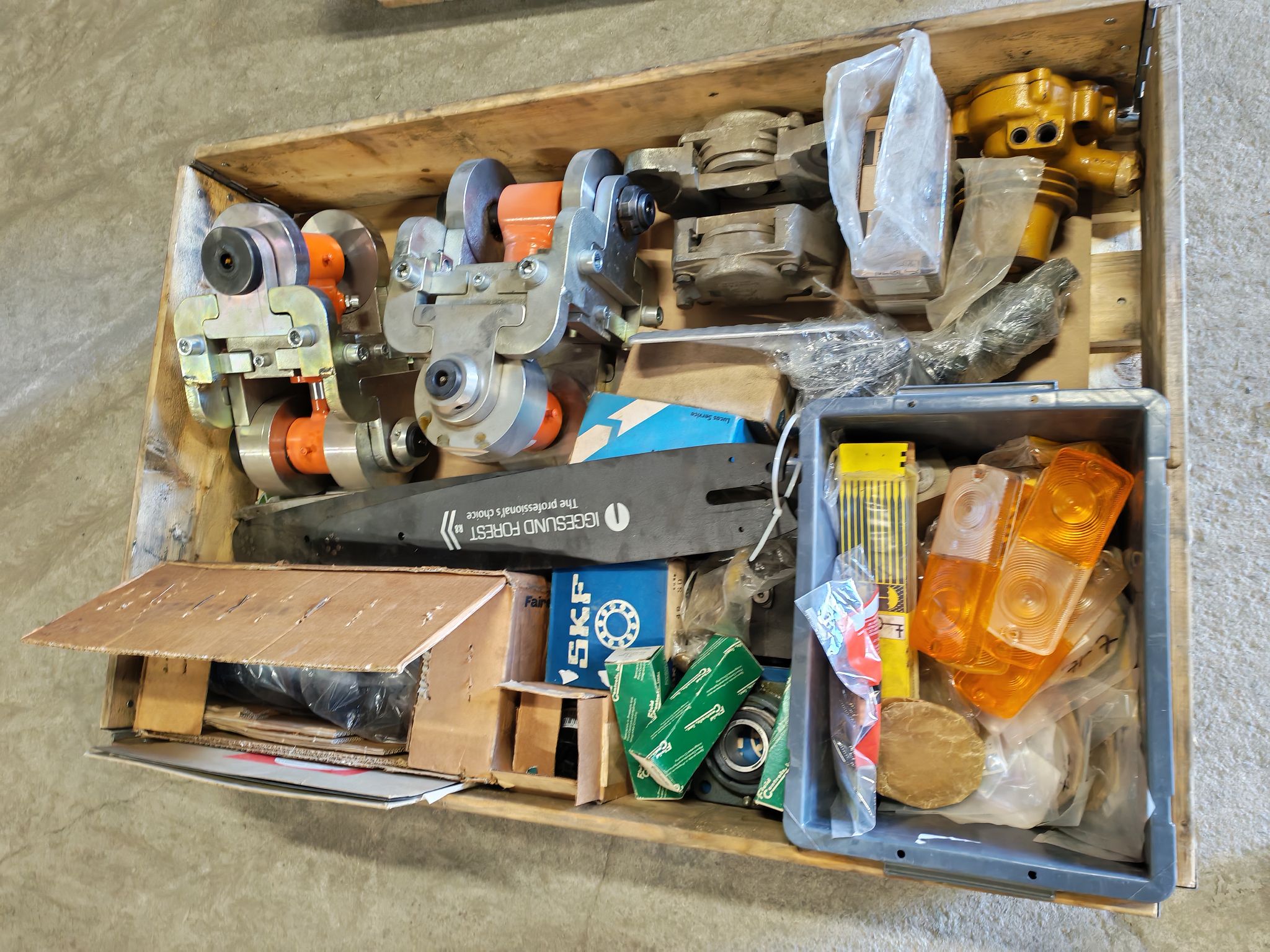 Image 1/2