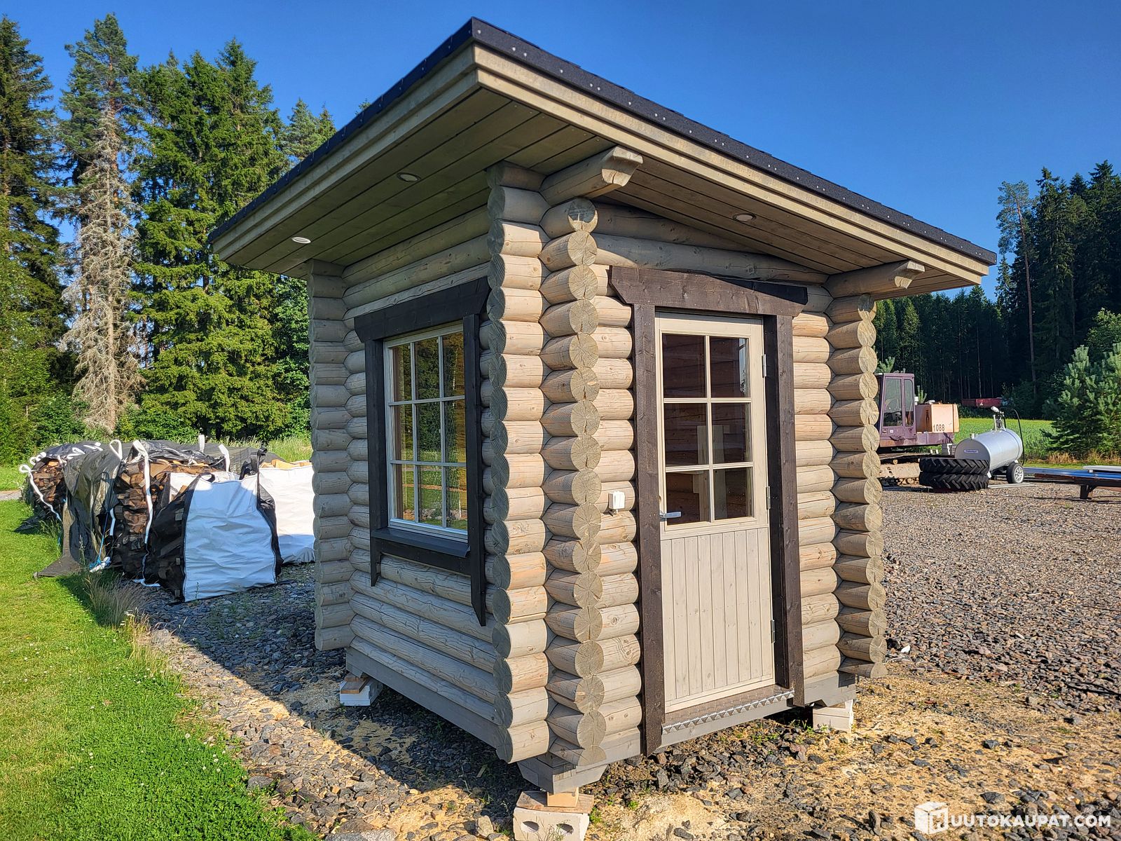 Pihasauna L ylyvalmis Py r hirsi 2 9m X 2 5m X H 3 0m Kauhajoki 