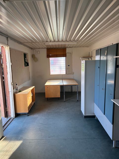 Image 7/8