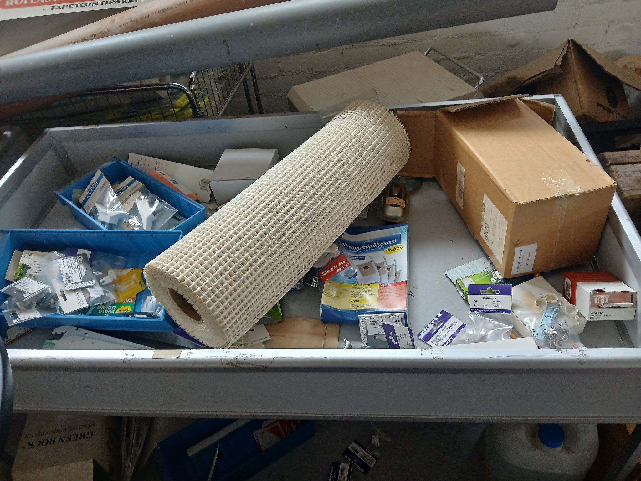 Image 8/69