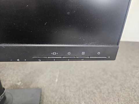 Image 4/10