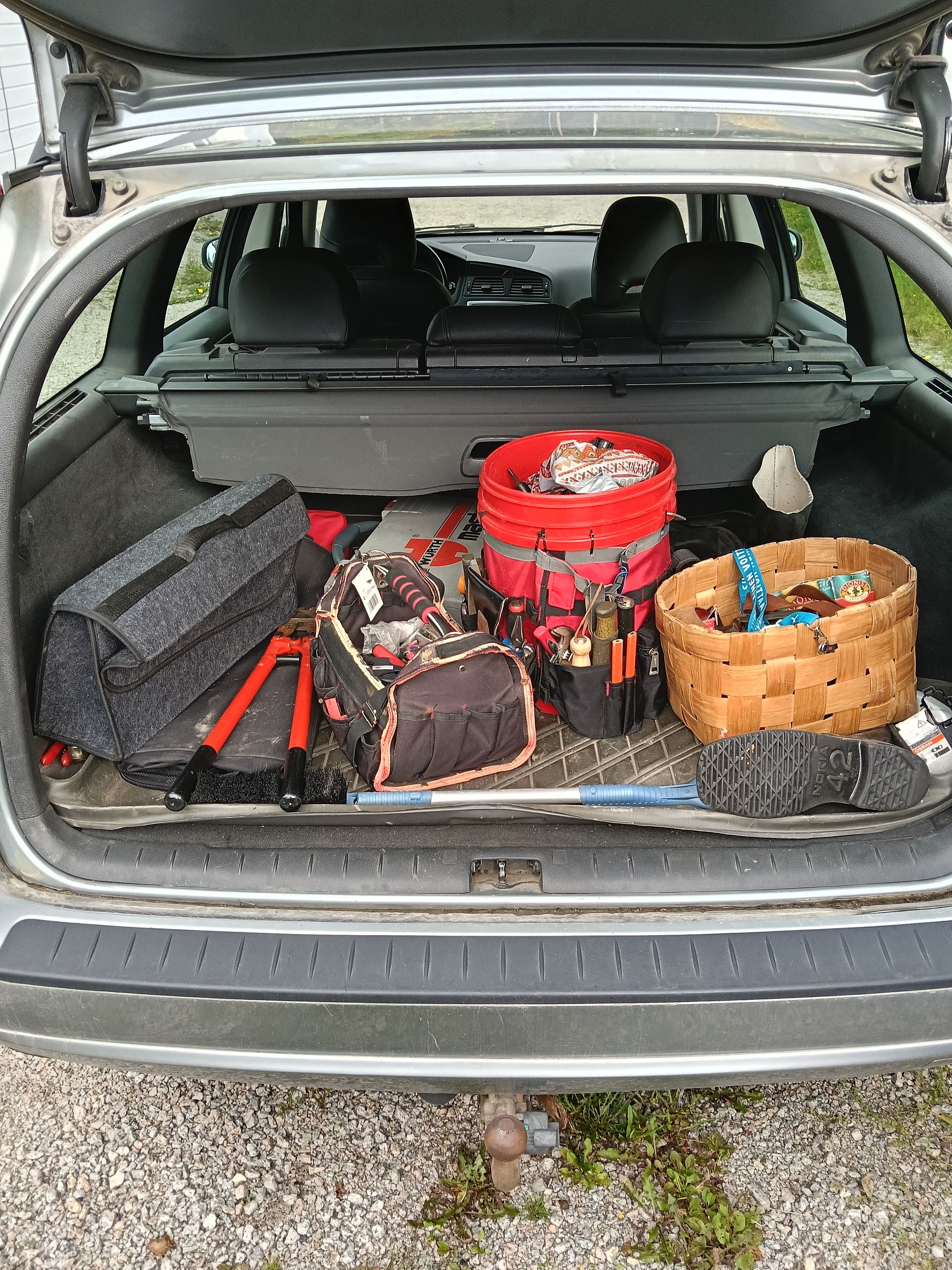 Image 9/15