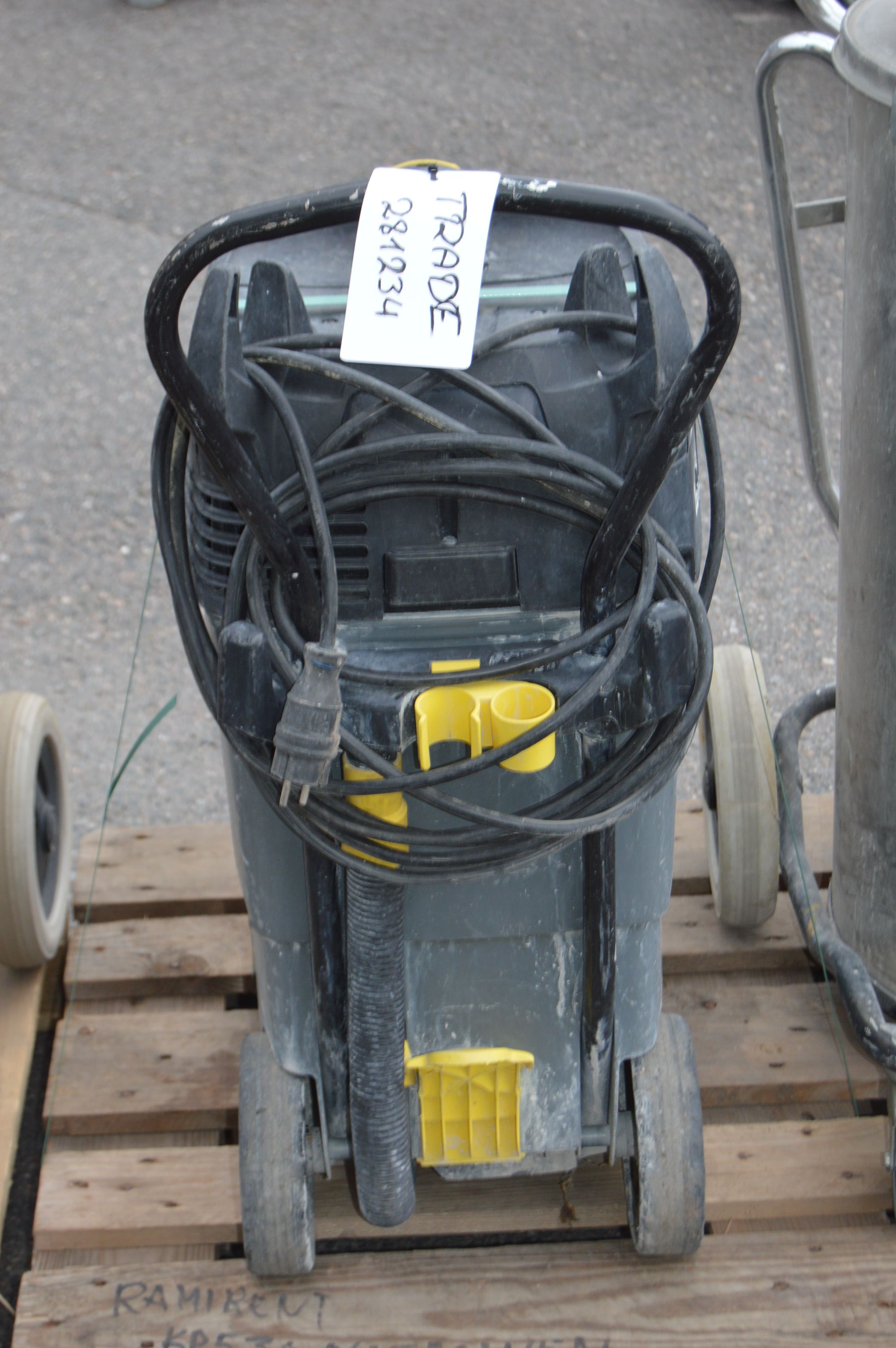 Image 19/21