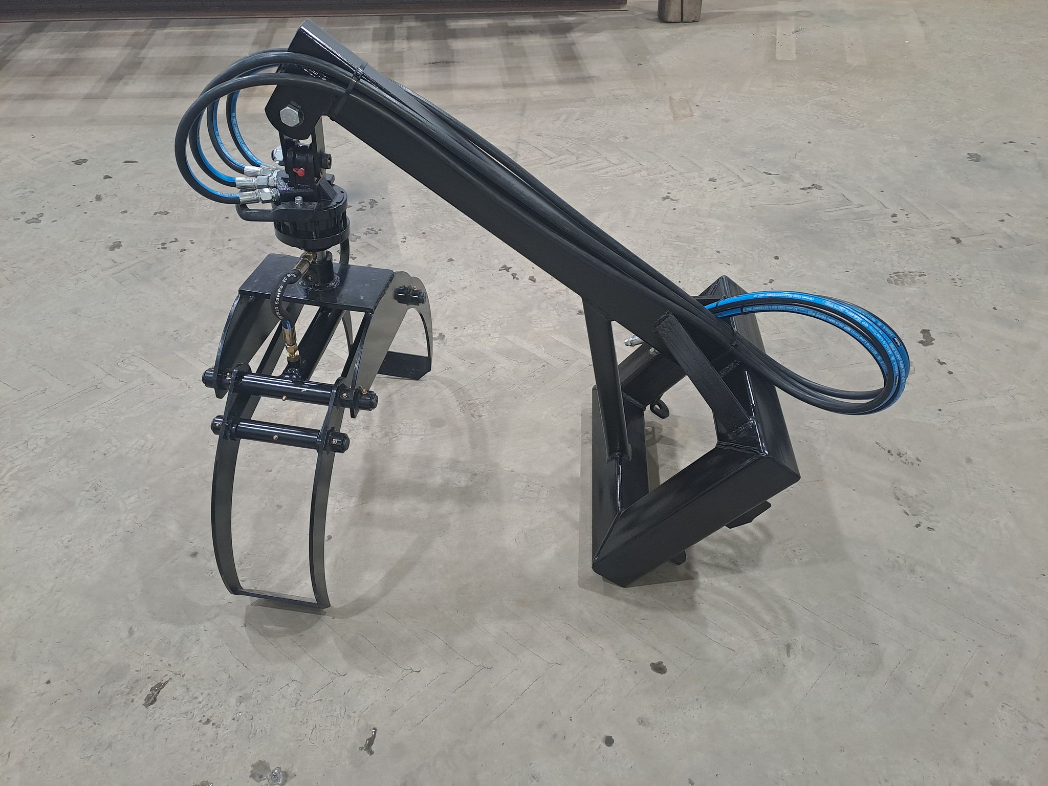 Image 2/6