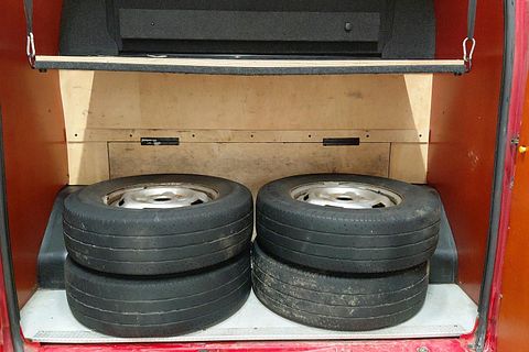 Image 31/54