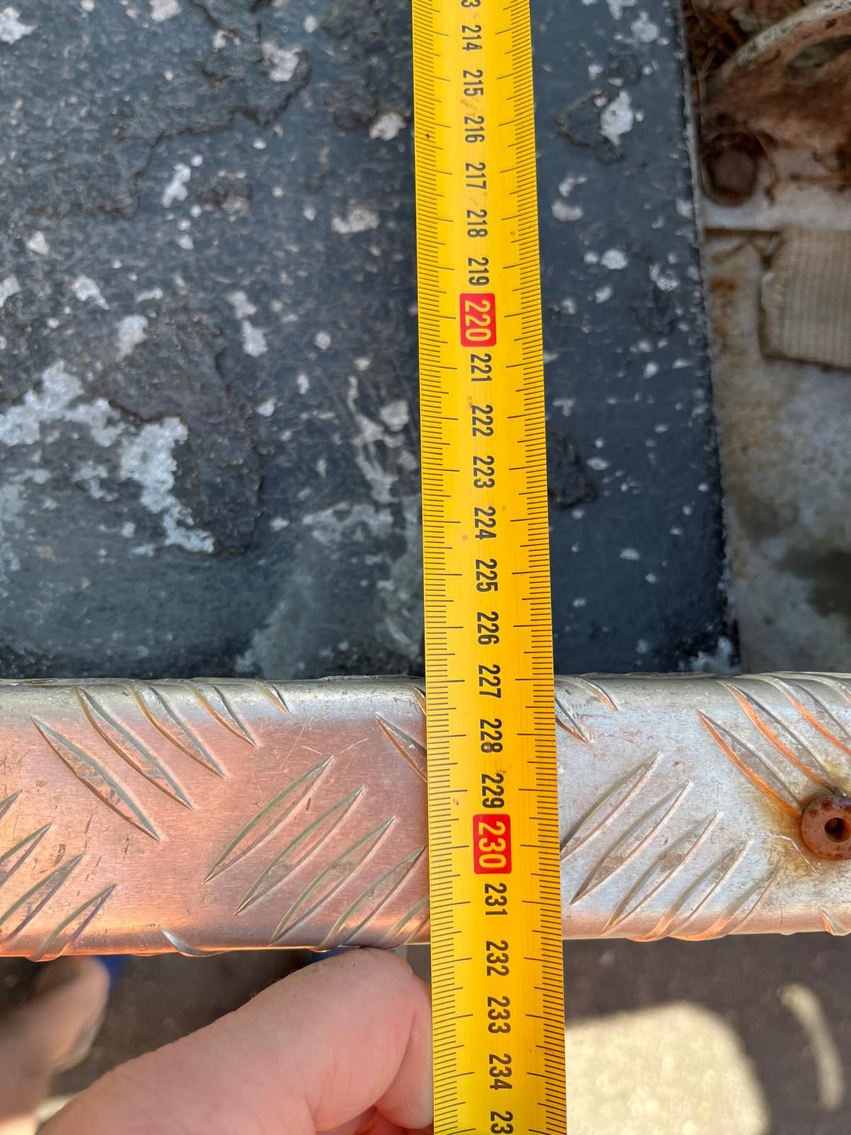 Image 12/24