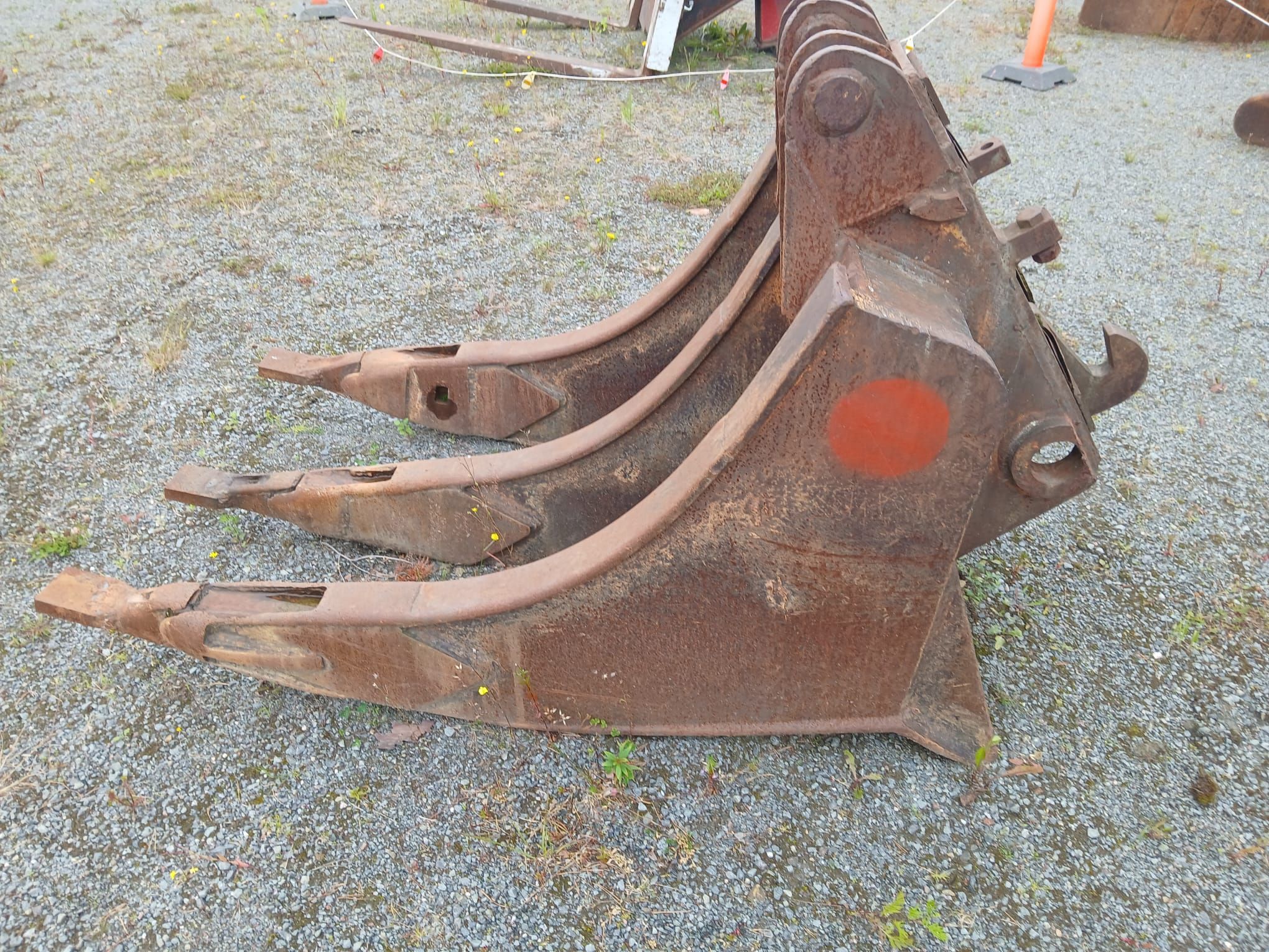 Image 2/11