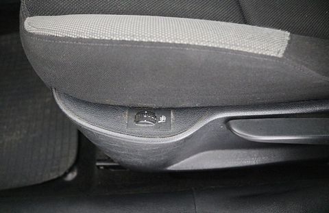 Image 9/32