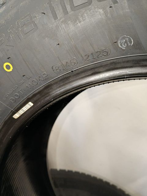 Image 3/4
