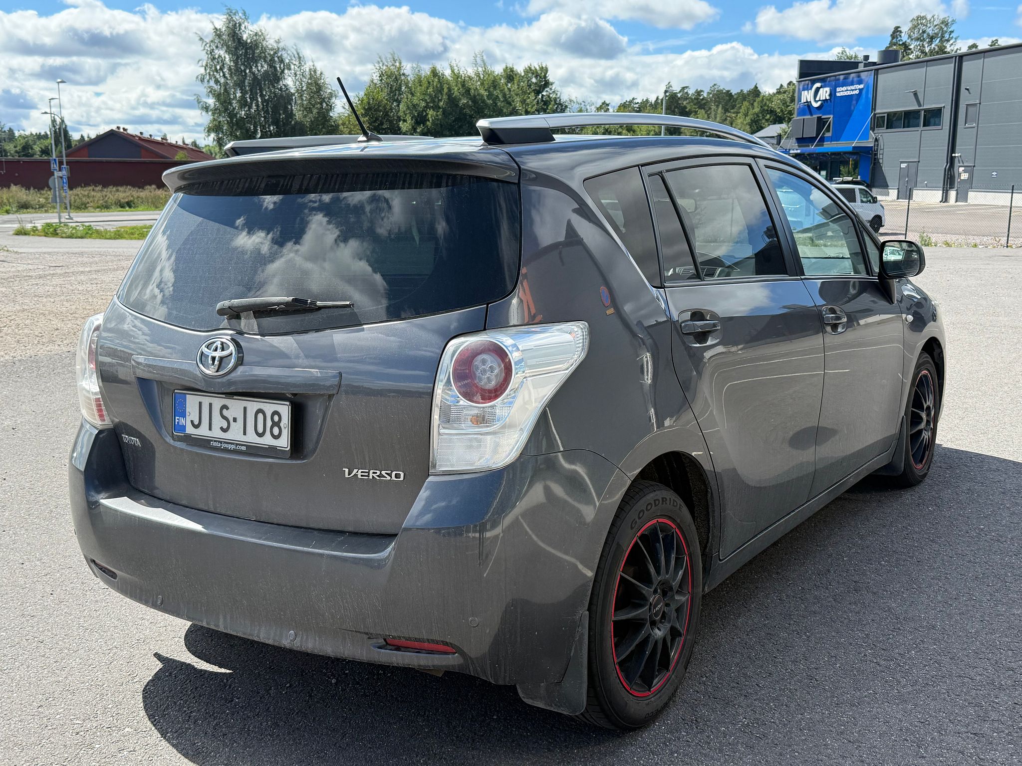 Image 5/19