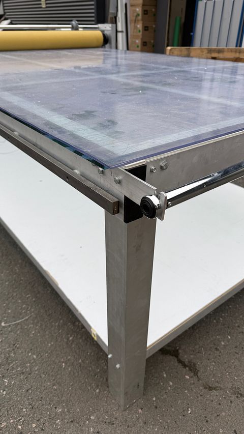 Image 9/10