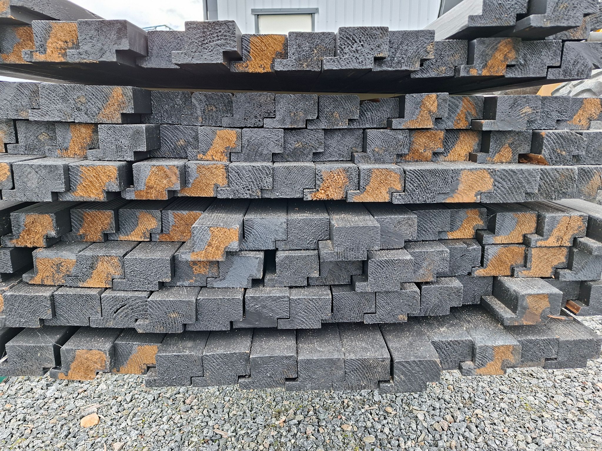 Image 3/6