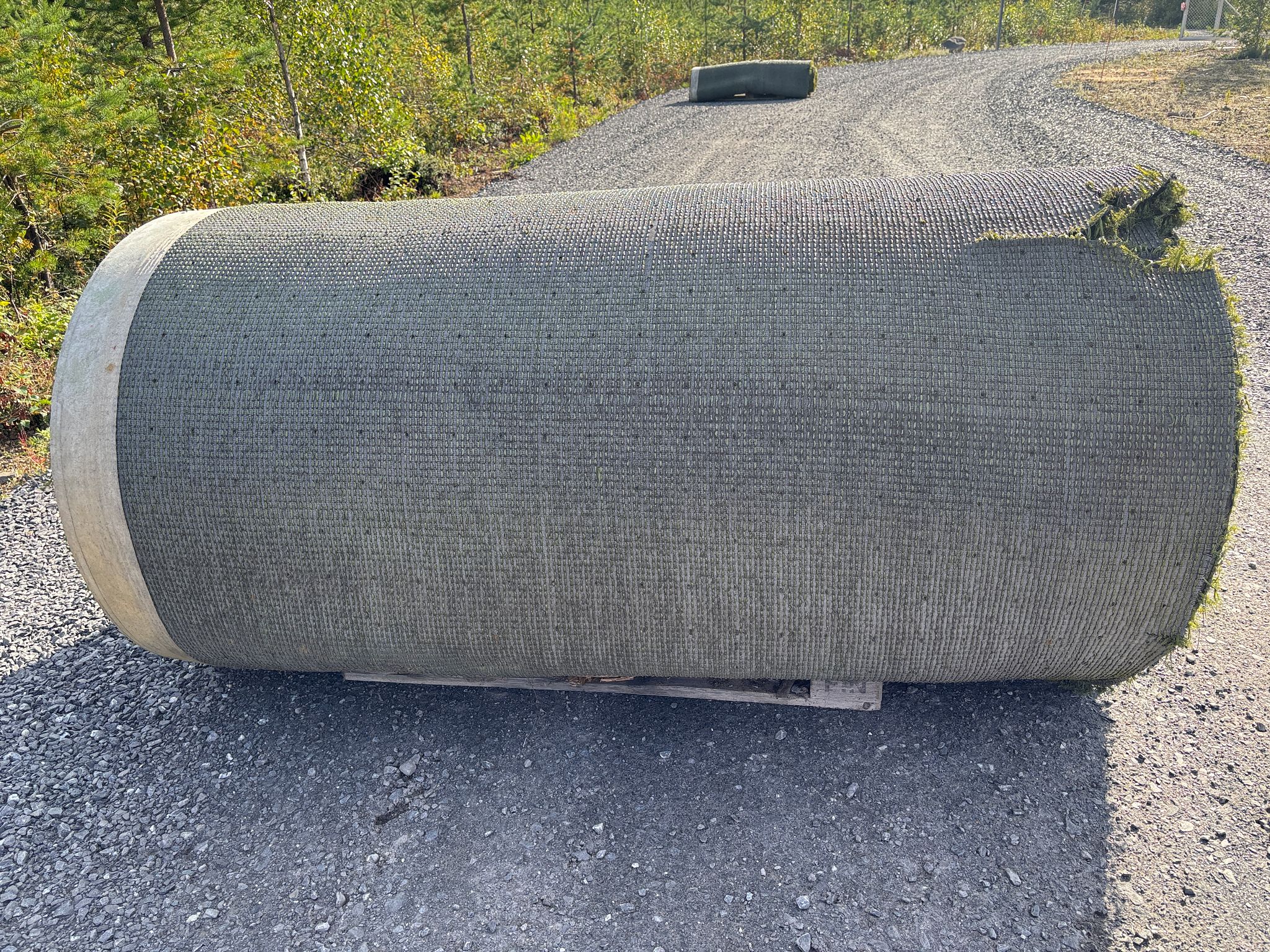 Image 3/9
