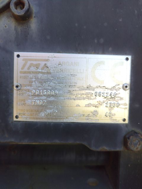 Image 2/5