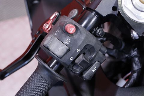 Image 15/19