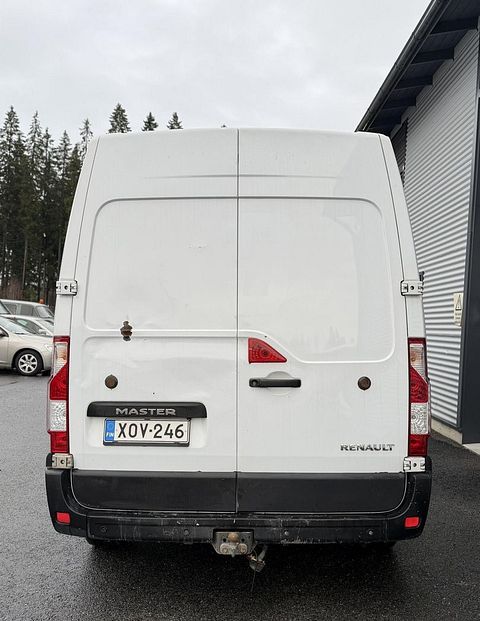Image 8/19
