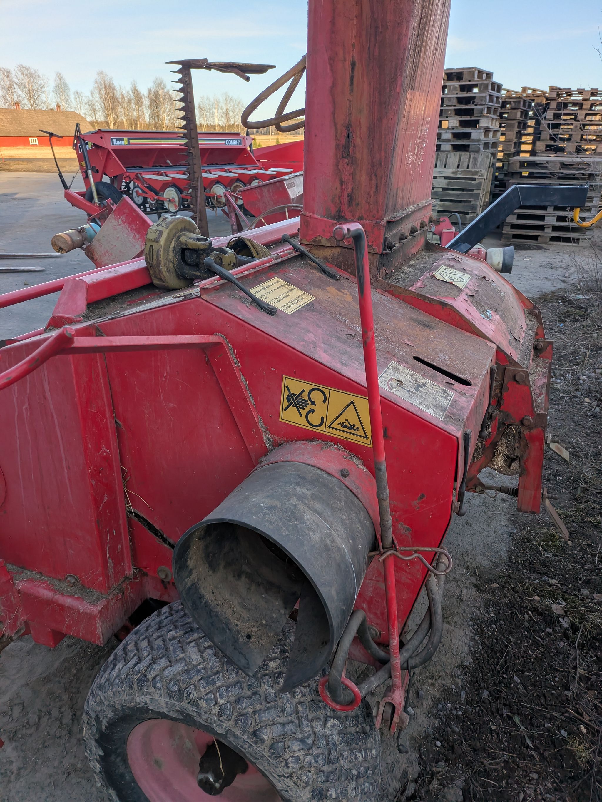 Image 6/8