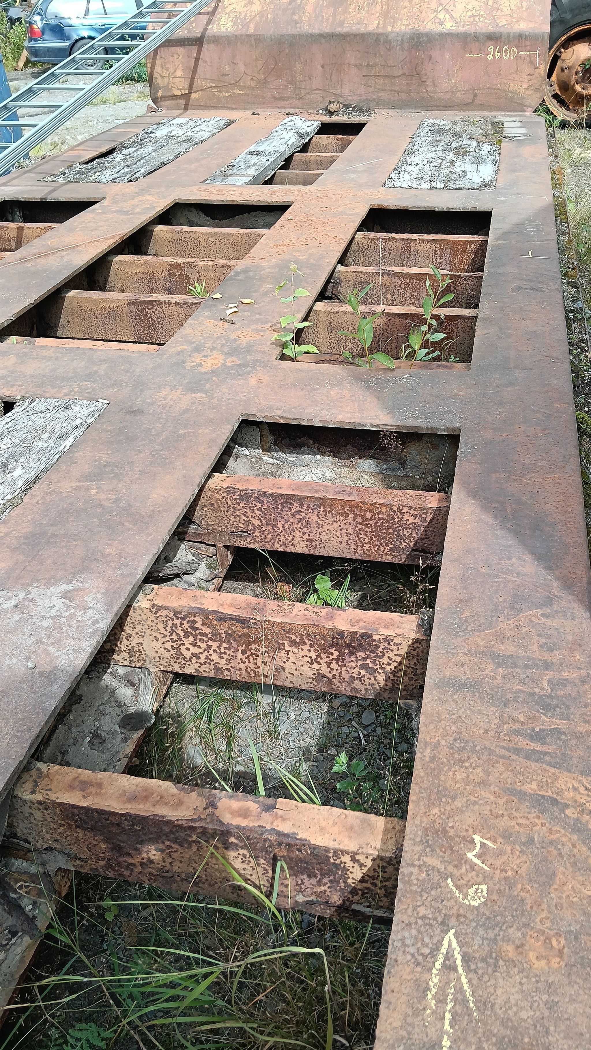 Image 8/8