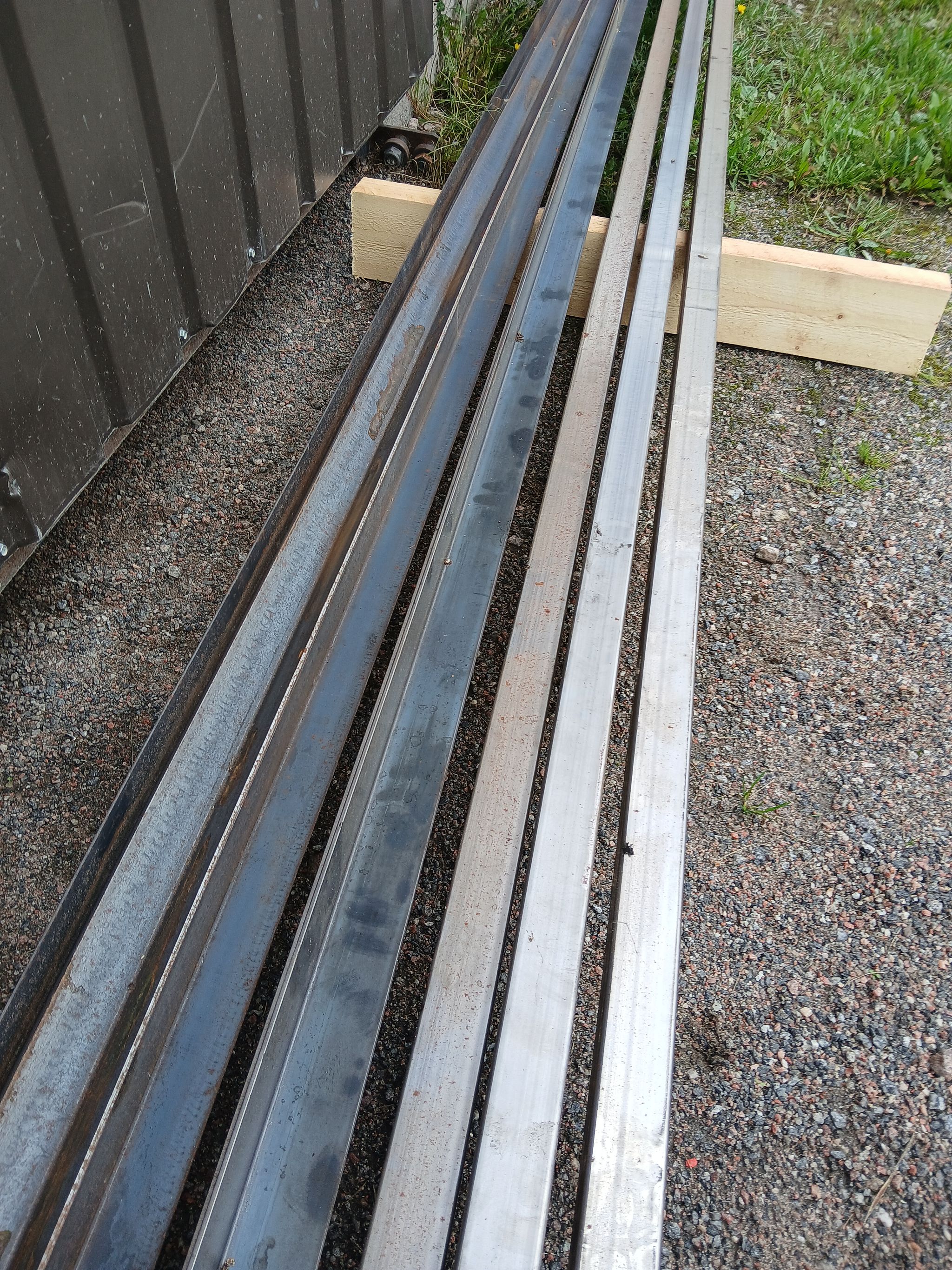 Image 7/8