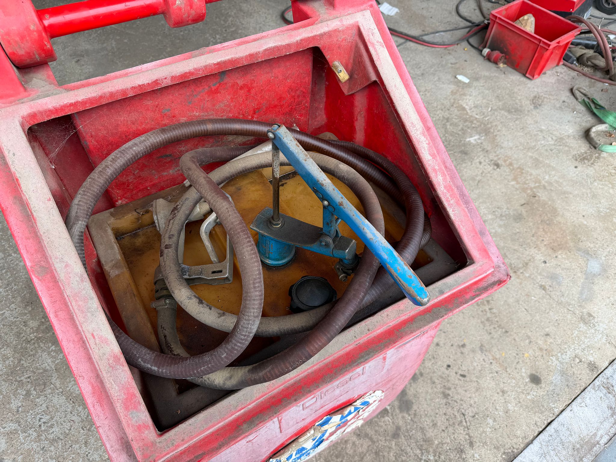 Image 7/8