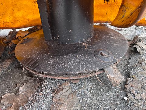 Image 8/9