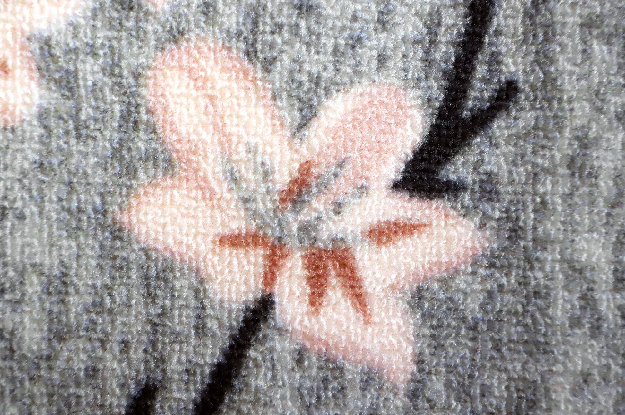 Image 4/8
