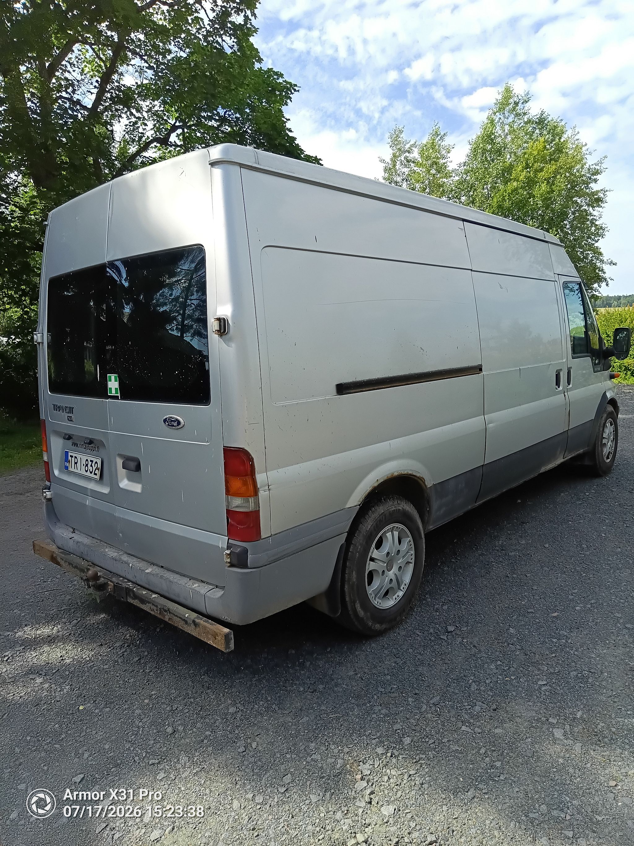 Image 4/12