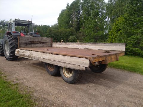 Image 3/25