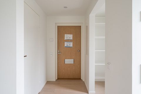 Image 3/21