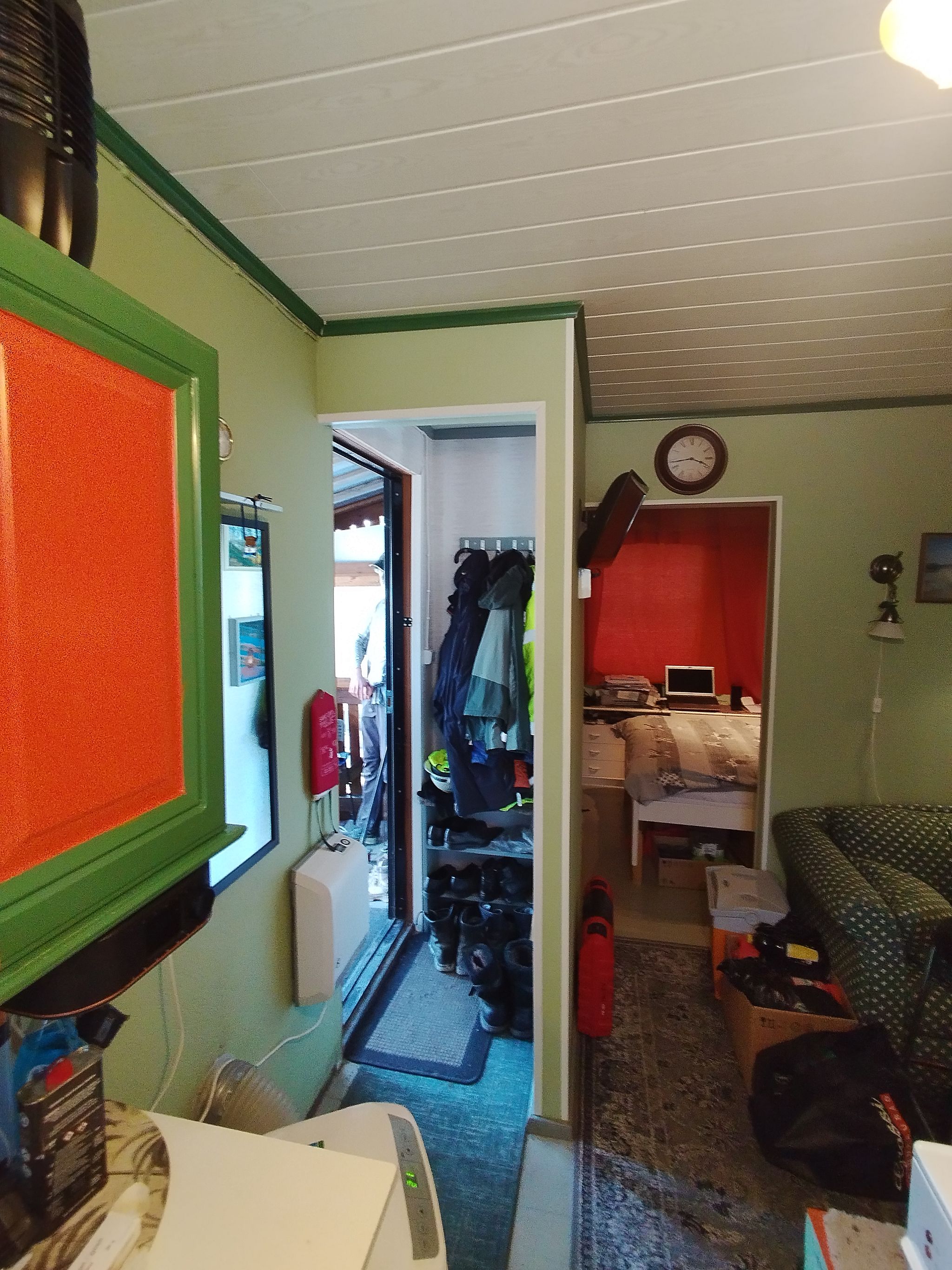 Image 7/18