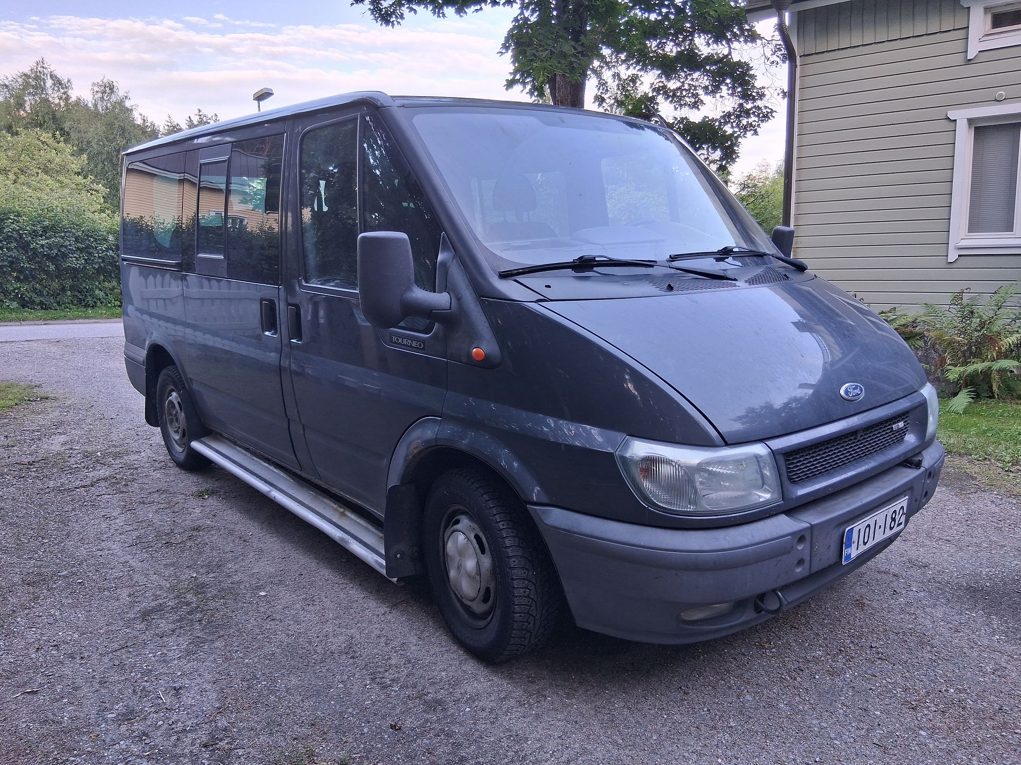 Image 3/43