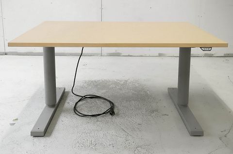 Image 2/6